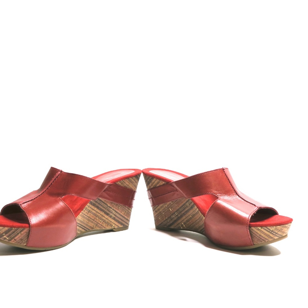 Nine West Shoes/Red Elberta Wedge Sandal Size 8M - Picture 4 of 8